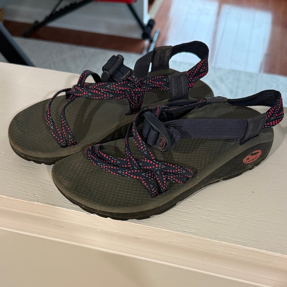 Chaco size 7 sandals